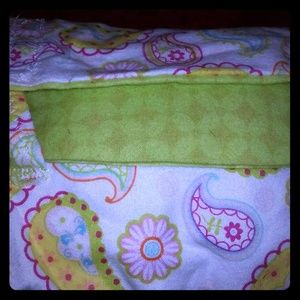 Bottle/breast feeding pillow